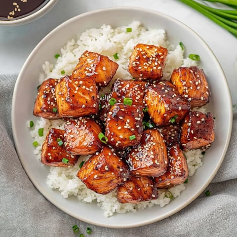 Honey Garlic Salmon Bites